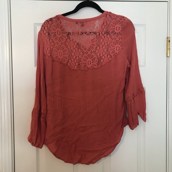 American Eagle Top - Picture 4 of 4